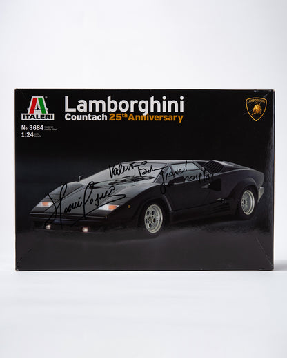 *Signed* Lamborghini Countach 25th Anniversary 1:24 Model Kit